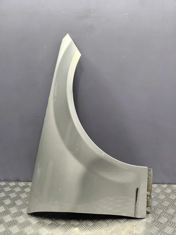 Крыло переднее правое Mercedes-Benz C-class 2012 A2048800218 W204 271.820