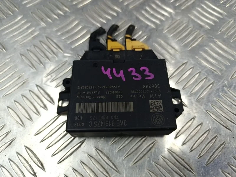 Блок управления парктрониками volkswagen Passat CC 2014 3AE919475B 358 CDA