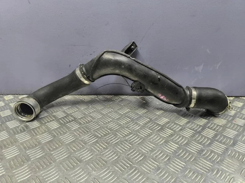 Патрубок интеркулера volkswagen Passat 2008 1K0145770AH B6 BZB