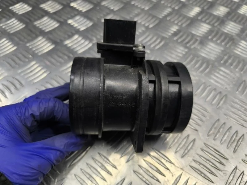 Расходомер volkswagen Tiguan 2009 06J906461B 5N1 CAW