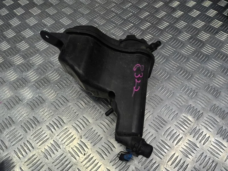 Бачок расширительный BMW X1 2012 17137640514 E84 N20B20A