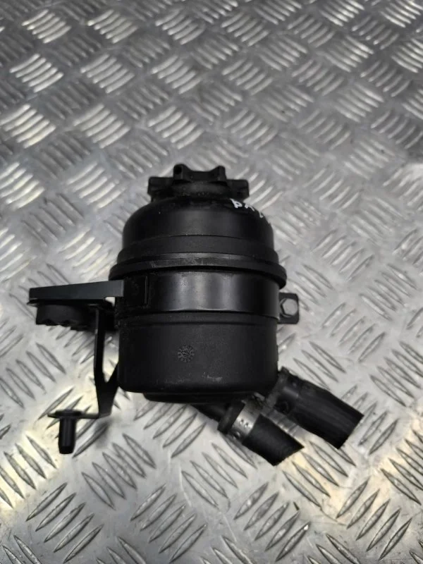 Бачок гидроусилителя BMW X1 2012 32416851218 E84 N20B20A