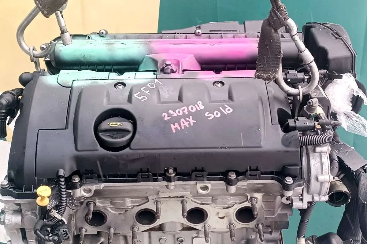 Двигатель Citroen C4 2013 Бензин  АКПП EP6,5F01, 5FS