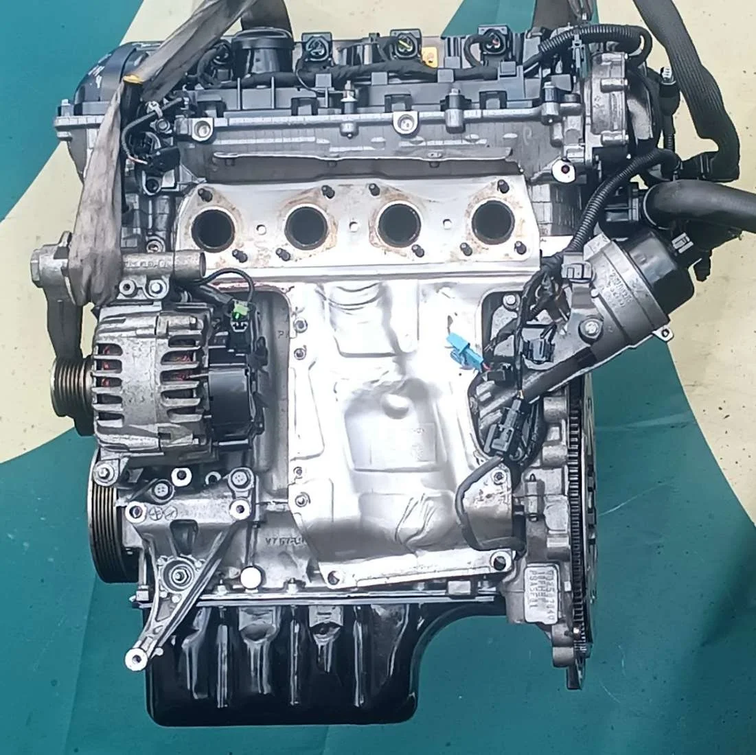 Двигатель Peugeot 308 2014 Бензин  АКПП EP6,5F01, 5FS