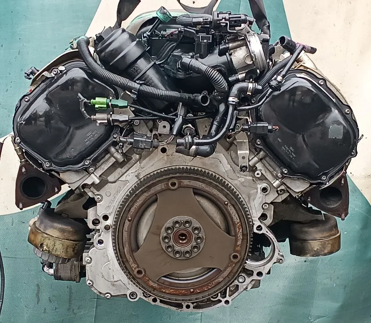 Двигатель Audi A6 2009 Бензин FSI АКПП BKH,AUK,BYU