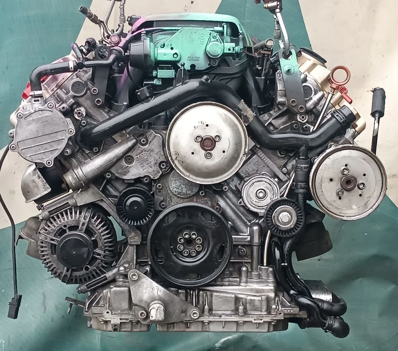 Двигатель Audi A6 2004 Бензин  АКПП BDW