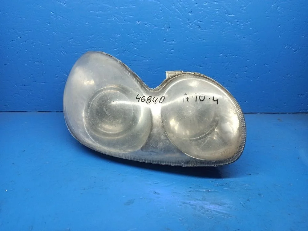 Фара правая Hyundai Sonata IV рестайлинг (2001—2012) EF 921043D020 Право Перед