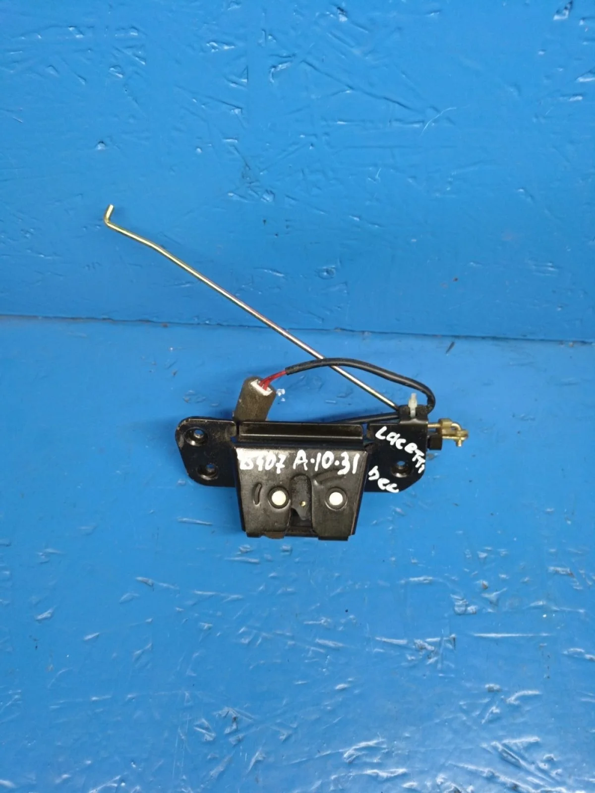 Замок багажника Chevrolet Lacetti I (2004—2013) J200 1 поколение 96425932  Зад F16D3