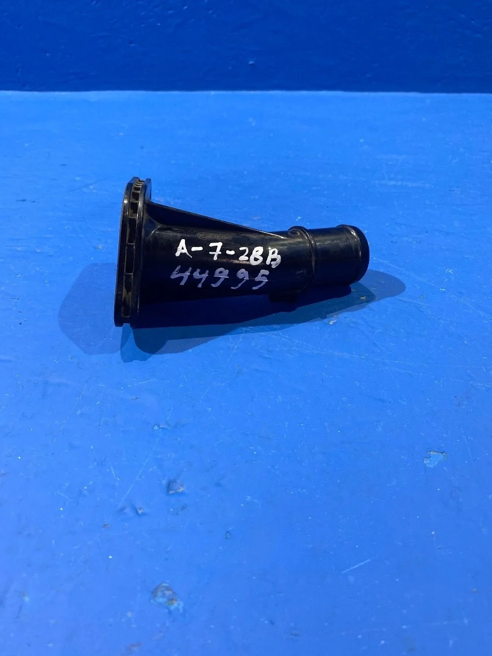 Фланец системы охлаждения Kia Ceed JD (2012—2015) JD 256312B051   G4FG  CZ649442