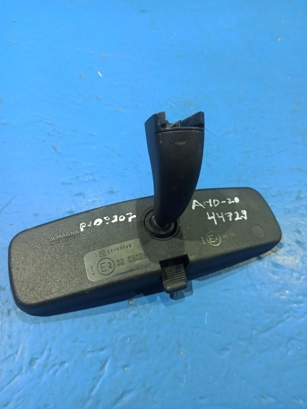 Зеркало салонное Renault Logan II (2012—2018) VF3WCKFUC34552046 0205028, 0205028, 814842  Перед KFU10FE04PSA  0512408