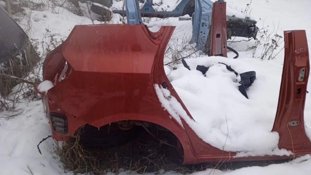 Крыло заднее правое Kia Ceed ED (2006—2010) XWEFF242280001664 715041HC00 Право Зад G4FC GAMMA