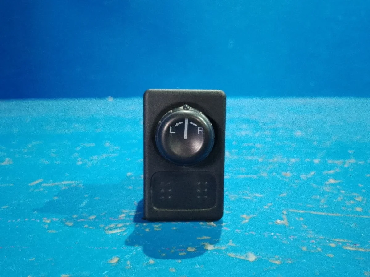 Переключатель регулировки (джойстик) зеркал Nissan Almera N16 рестайлинг (2002—2006) N16 2 поколение 25570BM400