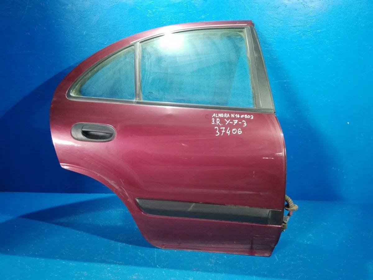 Дверь задняя правая Nissan Almera N16 рестайлинг (2002—2006) N16 2 поколение 821009M730 Право Зад