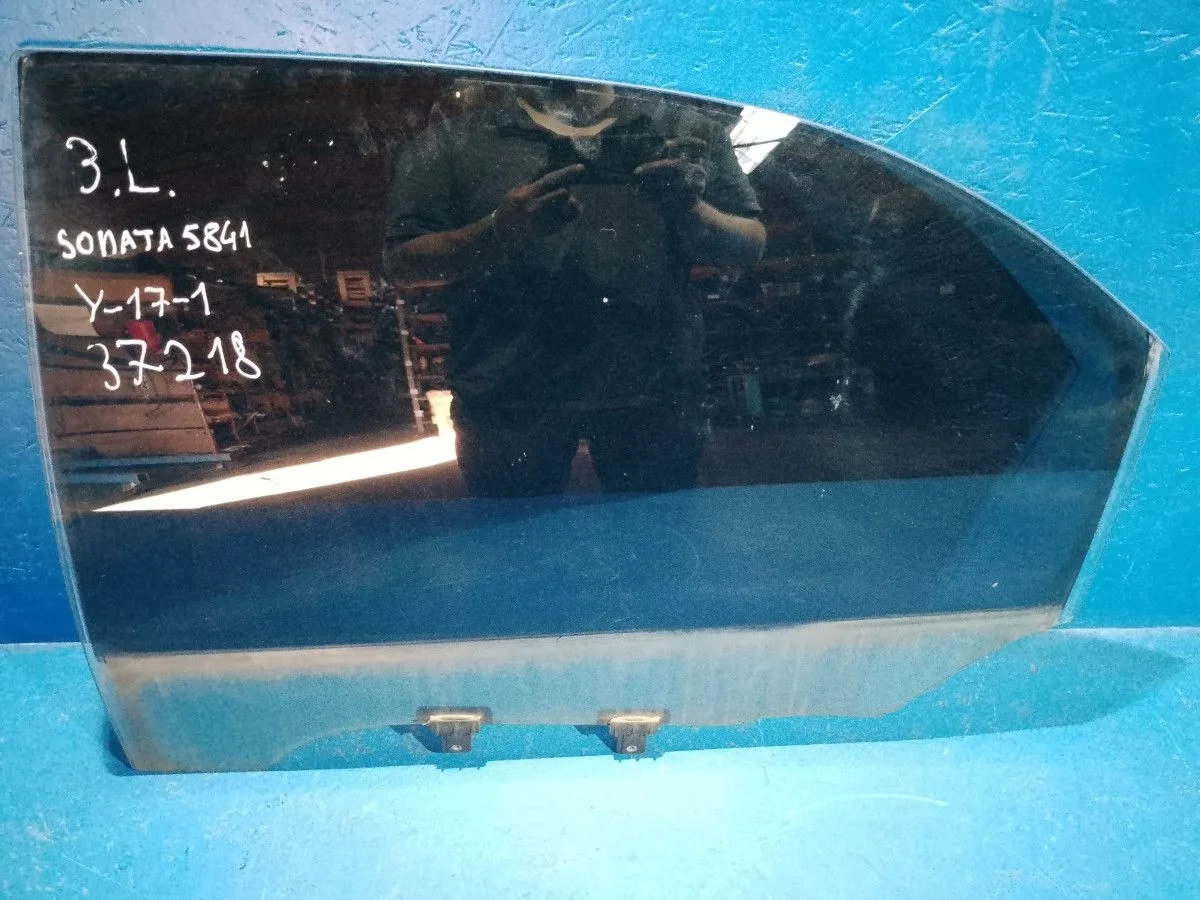 Стекло двери задней левой Hyundai Sonata IV рестайлинг (2001—2012) EF 8341038020 Лево Зад