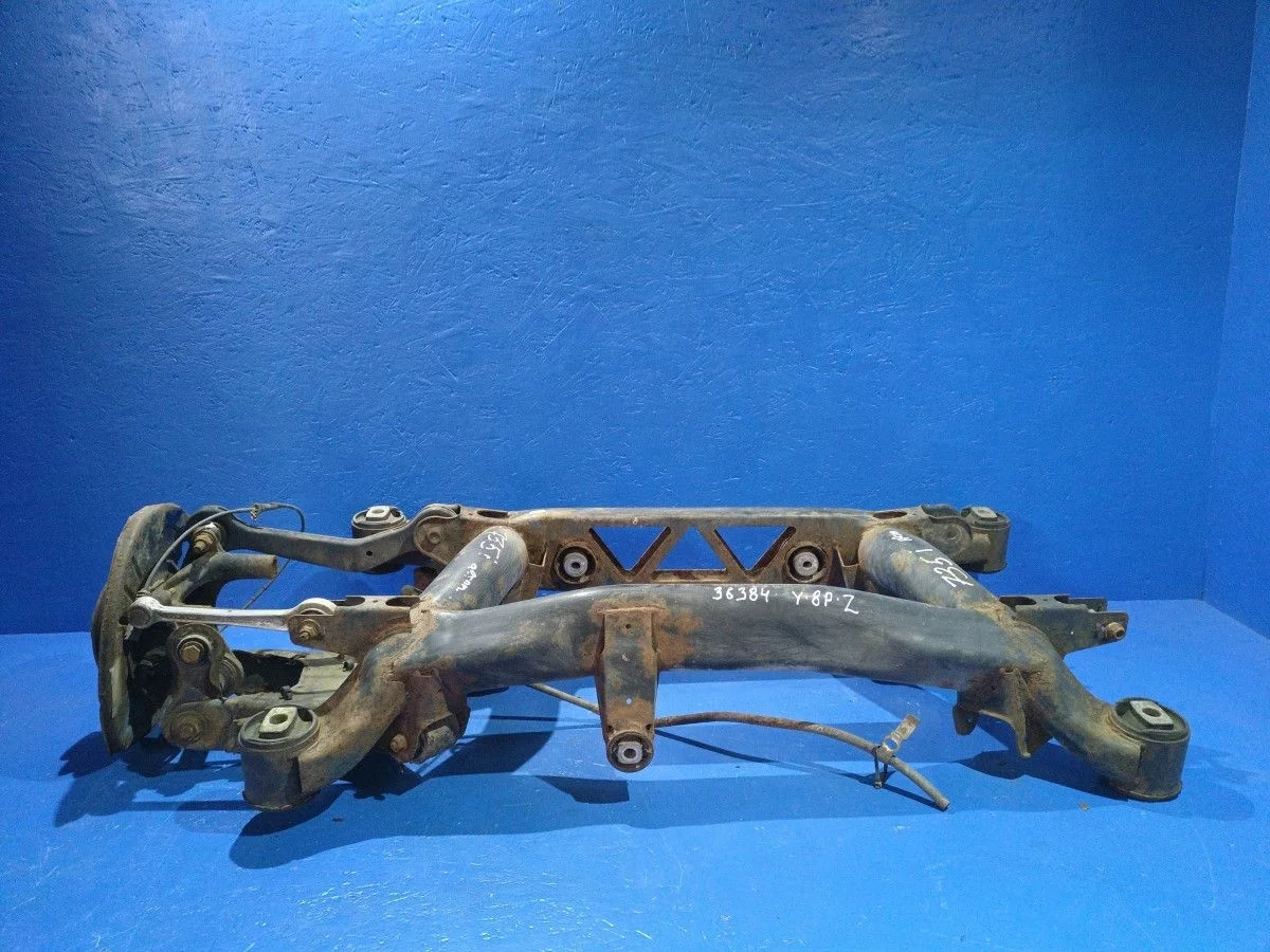 Балка задняя BMW 7 серия E38 (1994—1998) E38 33311090510  Зад M62B35