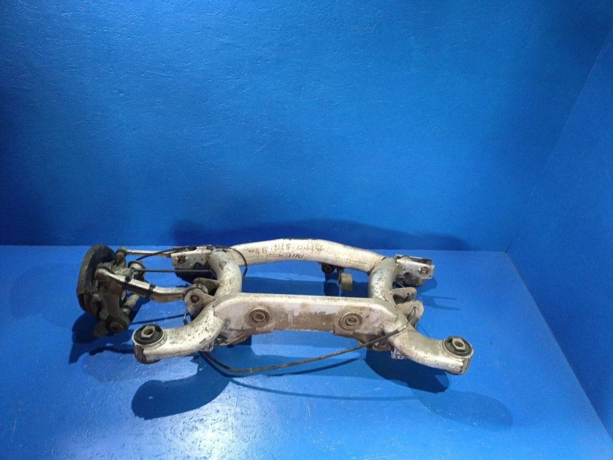 Балка задняя BMW 5 серия E39 (1995—2000) E39 33311097248  Зад