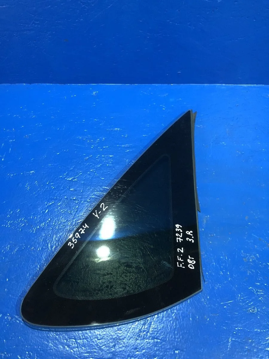 Стекло боковое кузовное правое Ford Focus II рестайлинг (2007—2011) X9FPXXEEDP8A47239 1360766 Право Зад SHDB