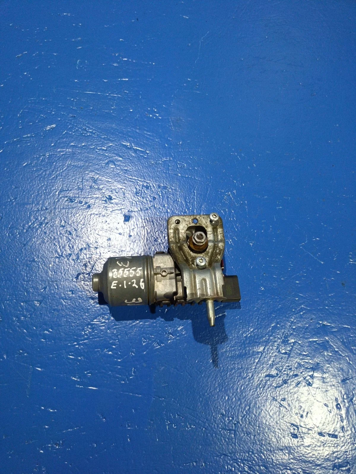 Мотор стеклоочистителя передний Volkswagen Polo V (2009—2015) 612 602 6C1 6R1955119A  Перед