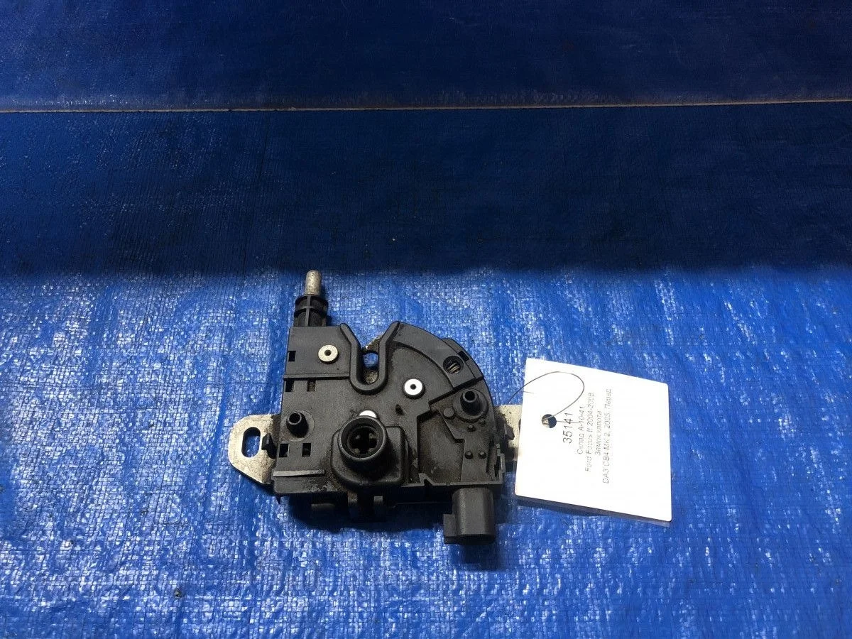 Замок капота Ford C-MAX I (2003—2007) DM2 C214 MK1 3M5116700BC,  4895286  Перед