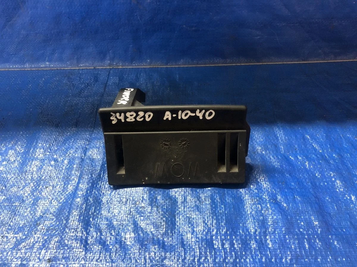 Ручка замка багажника Nissan Pathfinder III (2004—2010)