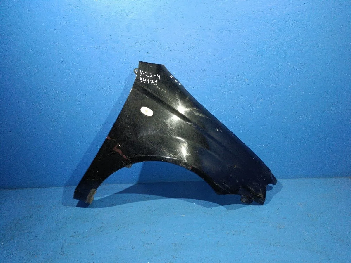 Крыло переднее правое Chevrolet Aveo I (2003—2008) XUUSF48TJ70000388 96476574 Право Перед B12S1