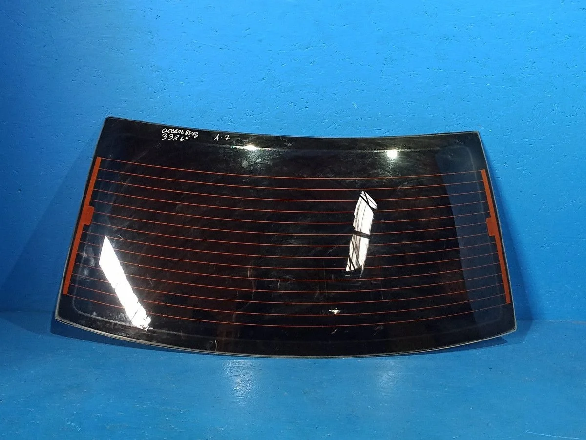 Стекло заднее Hyundai Accent II (1999—2012) X7MCF41GP5M048348 8711125131  Зад G4EC
