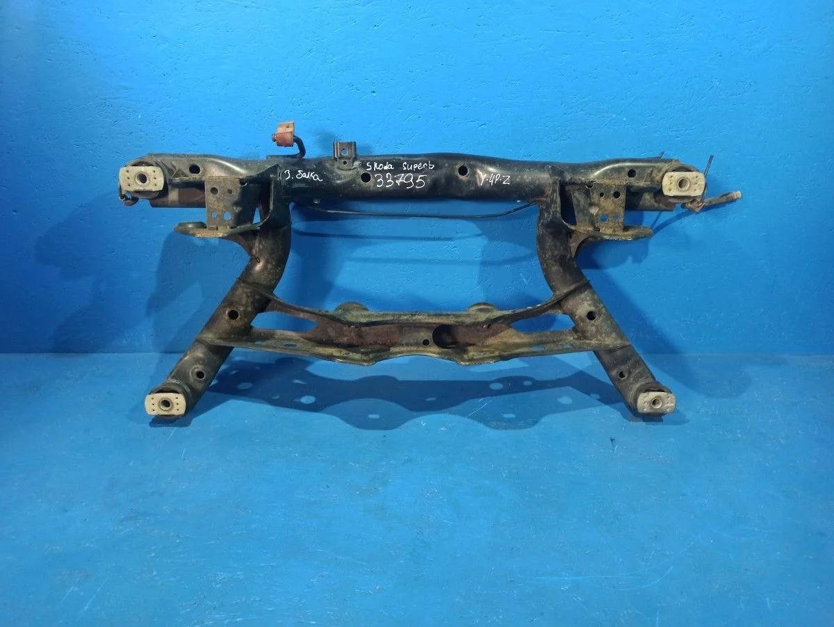 Балка задняя Skoda Superb II (2008—2013) 3T 3T4 5N0505235Q  Зад