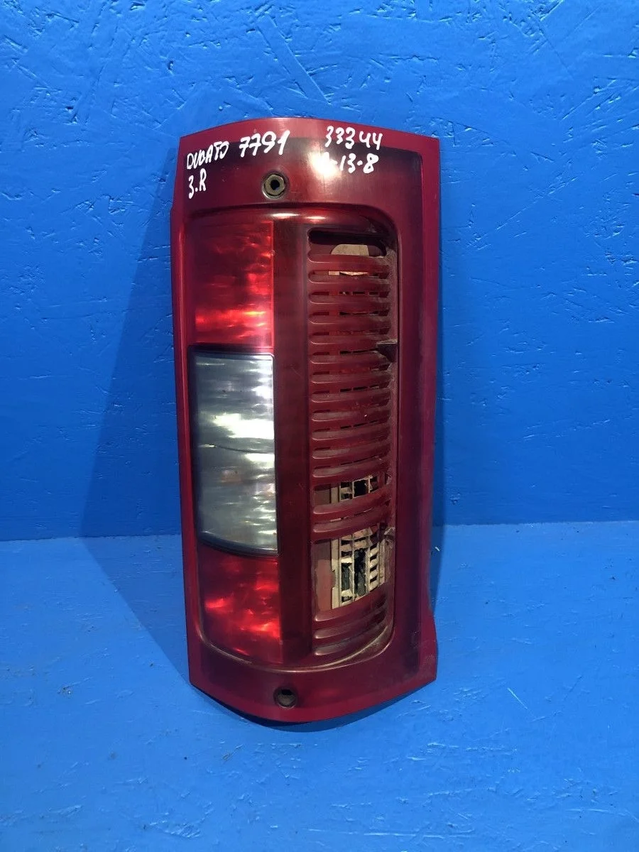 Фонарь задний правый FIAT Ducato II рестайлинг (2006—2007)