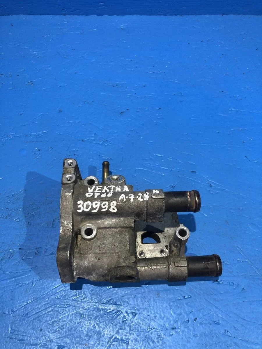 Корпус термостата Opel Vectra C рестайлинг (2005—2008) C 55559594   Z16XEP Z16XE1