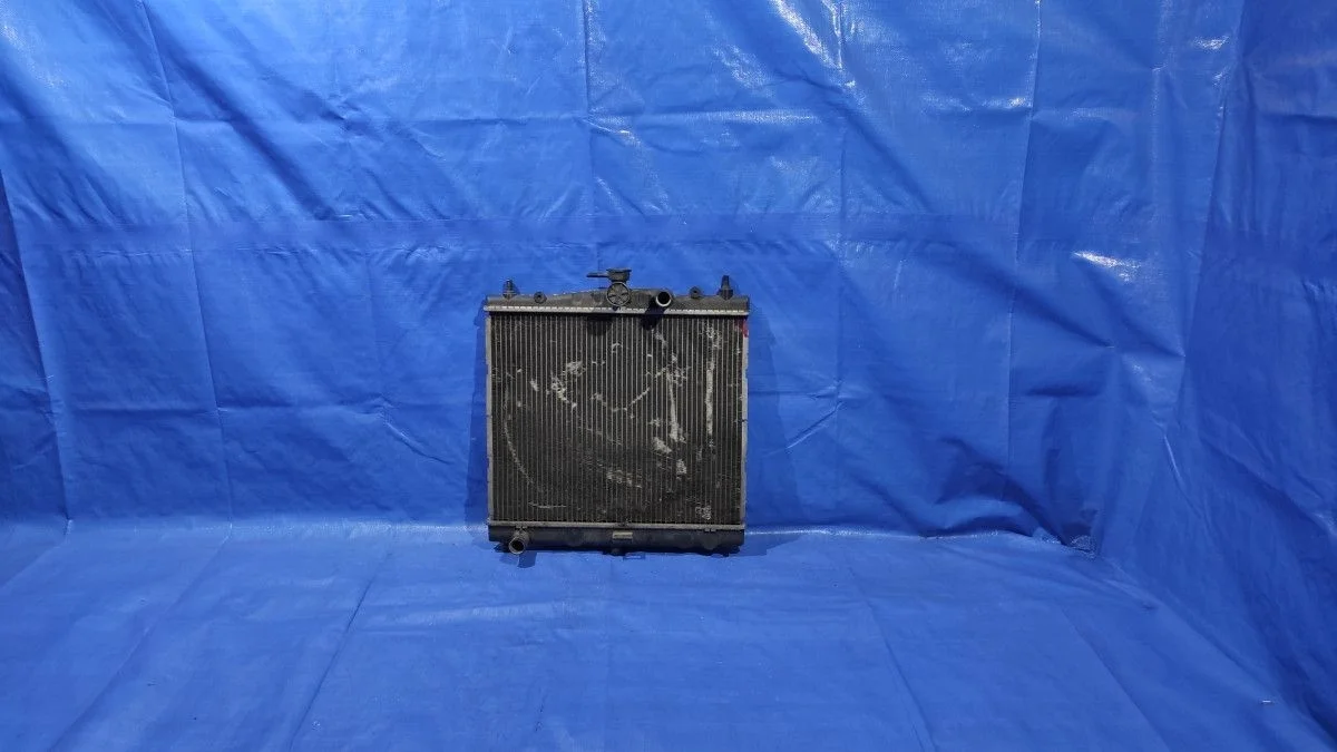 Радиатор охлаждения двигателя Nissan Micra K12 (2002—2010) K12 K12C 21410AX600   HR16DE   CR14DE