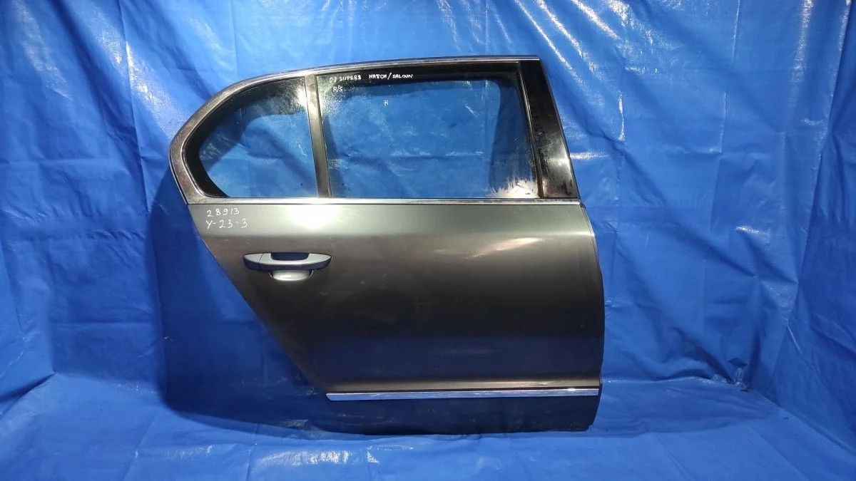 Дверь задняя правая Skoda Superb II (2008—2013)