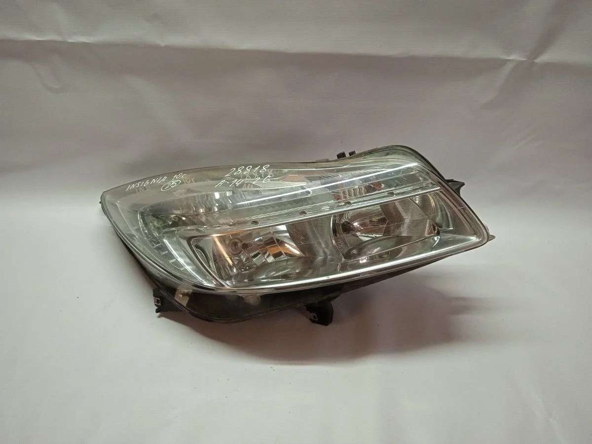 Фара правая Opel Insignia I (2008—2013) A , 1 поколение, G09 13226781 Право Перед A16XER A18XER