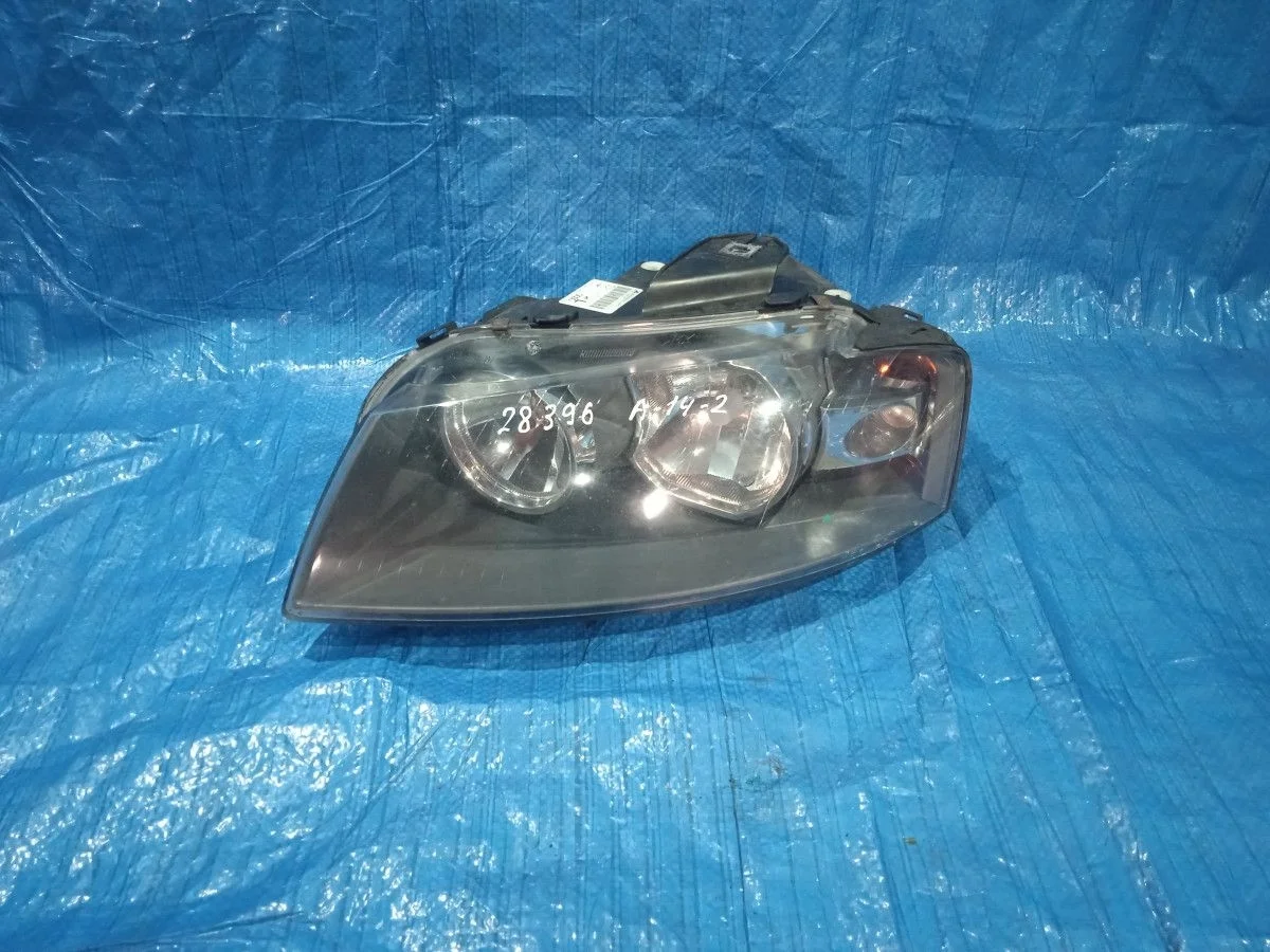 Фара левая Audi A3 8P рестайлинг (2004—2008) 8PA 8P0941003L Лево Перед