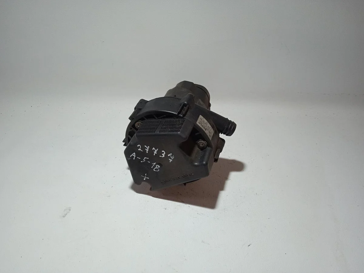 Насос продувки катализатора Mercedes-Benz E-класс W211/S211 (2002—2006) W211 A0001403785   M112 OM646 M271 OM647