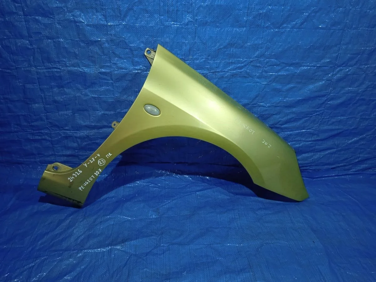 Крыло переднее правое Peugeot 307 3C (2001—2005) 3A 3C 7841N7 Право Перед
