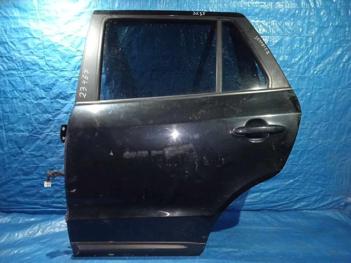 Дверь задняя левая Hyundai Santa Fe II (2005—2010)