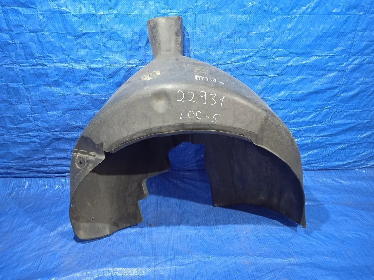 Подкрылок (локер) задний правый BMW 5 серия E39 (1995—2000) E39 51718172462 Право Зад