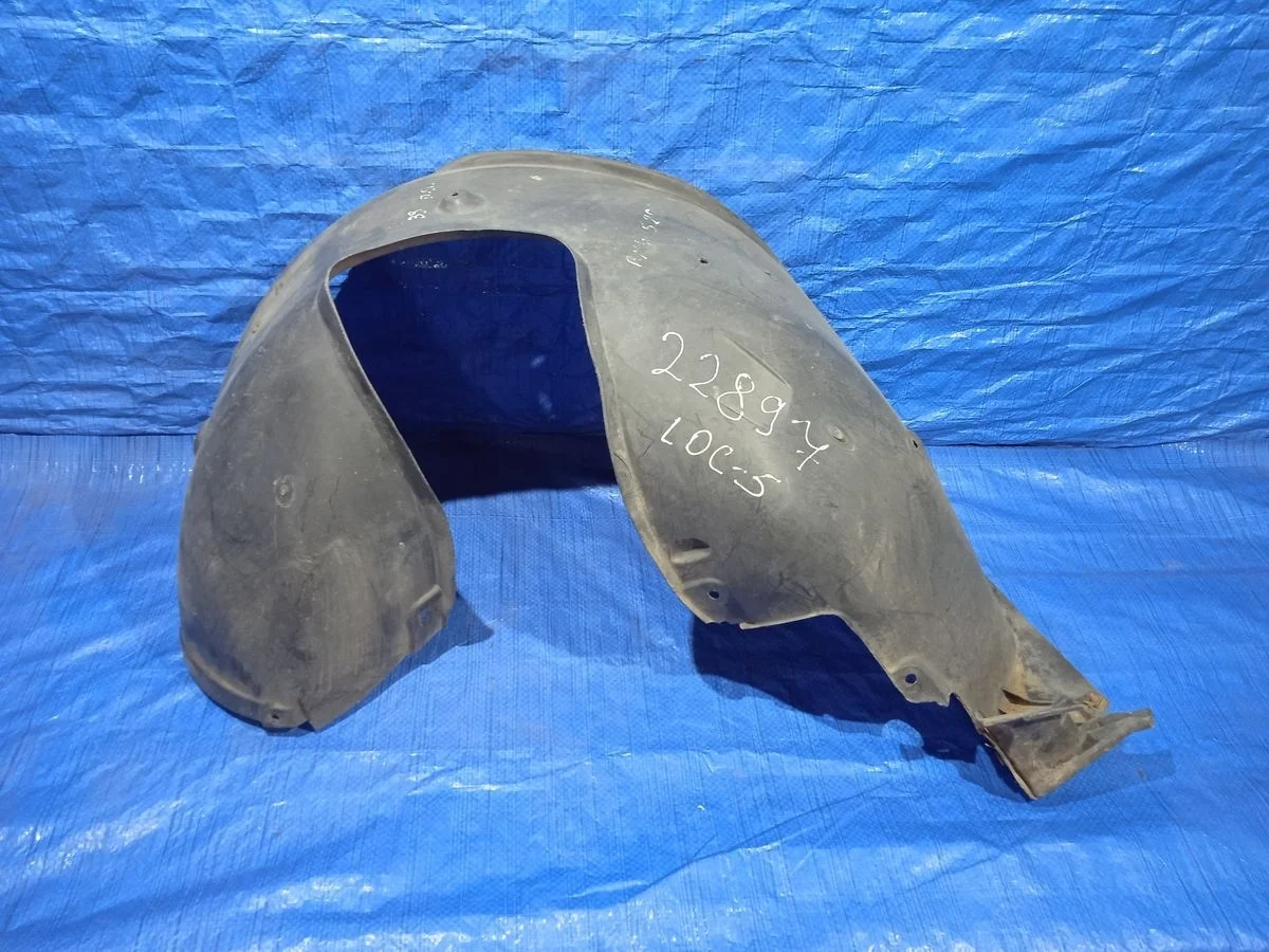 Подкрылок (локер) передний правый BMW 5 серия E39 (1995—2000) E39 51718159424 Право Перед