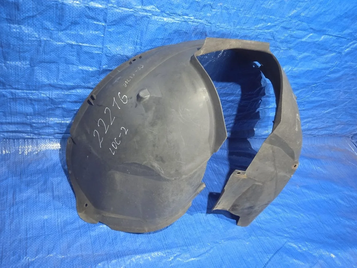 Подкрылок (локер) передний левый Volvo XC70 I (2000—2004) SZ58 SZ59 8622542 Лево Перед