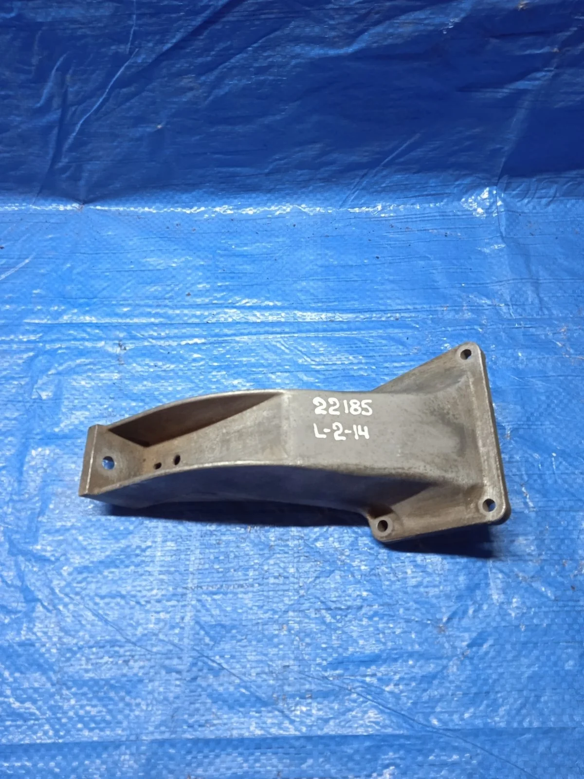 Кронштейн опоры двигателя BMW 5 серия E39 (1995—2000) E39 22111092973 Лево  M52B25TU  M52B20 M54B20  M52B23  M52B28 M54B30