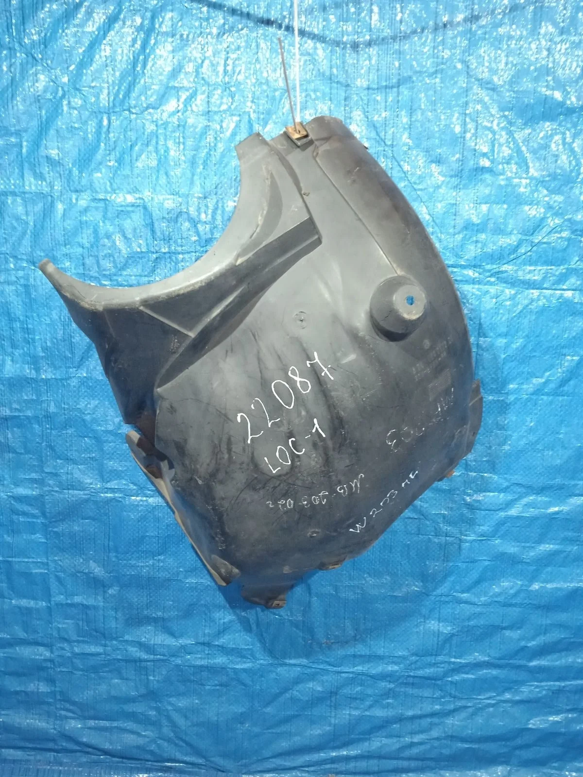 Подкрылок (локер) передний левый Mercedes-Benz C-класс W203/S203/CL203 (2000—2004) W203 A2038840522 Лево Перед