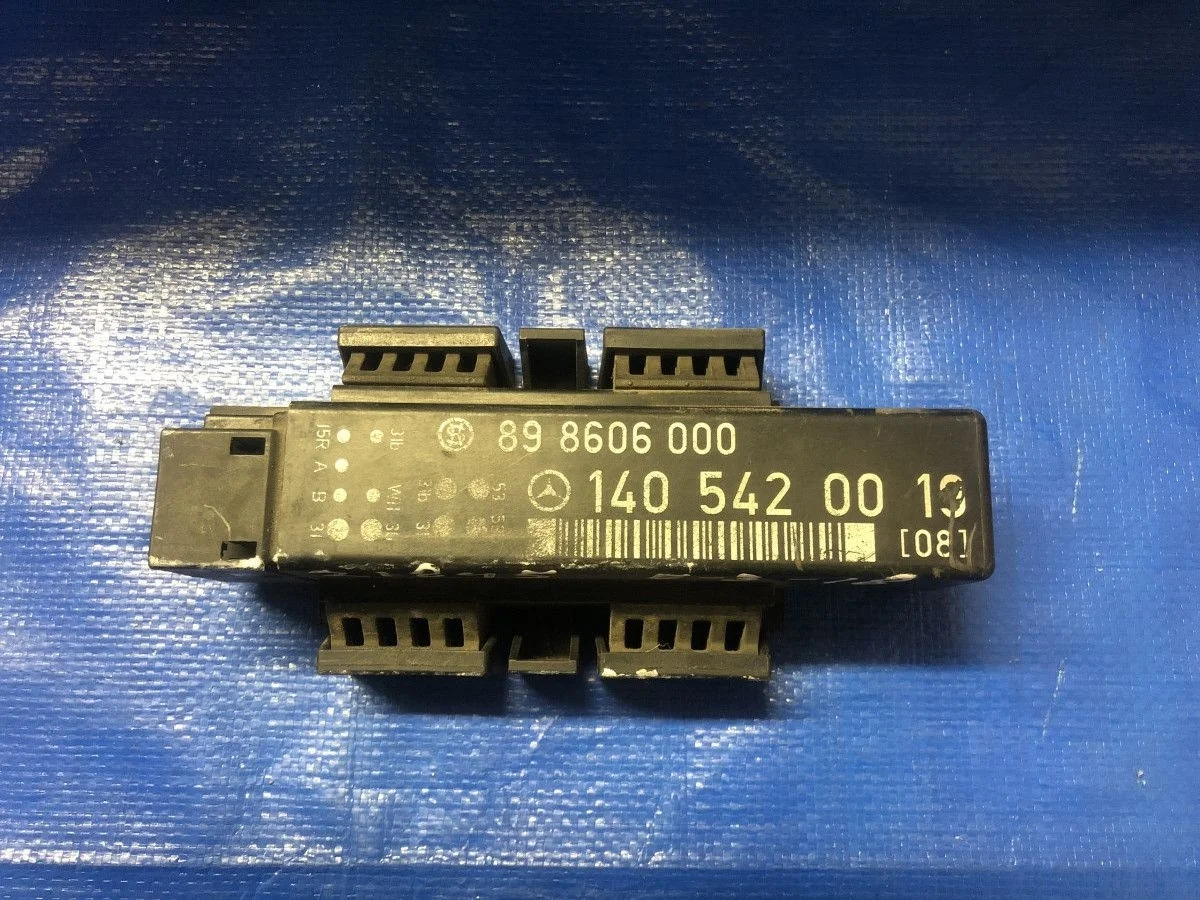 Реле стеклоочистителя Mercedes-Benz S-класс W140 (1991—1998) W140 1405420019,  А1405420019