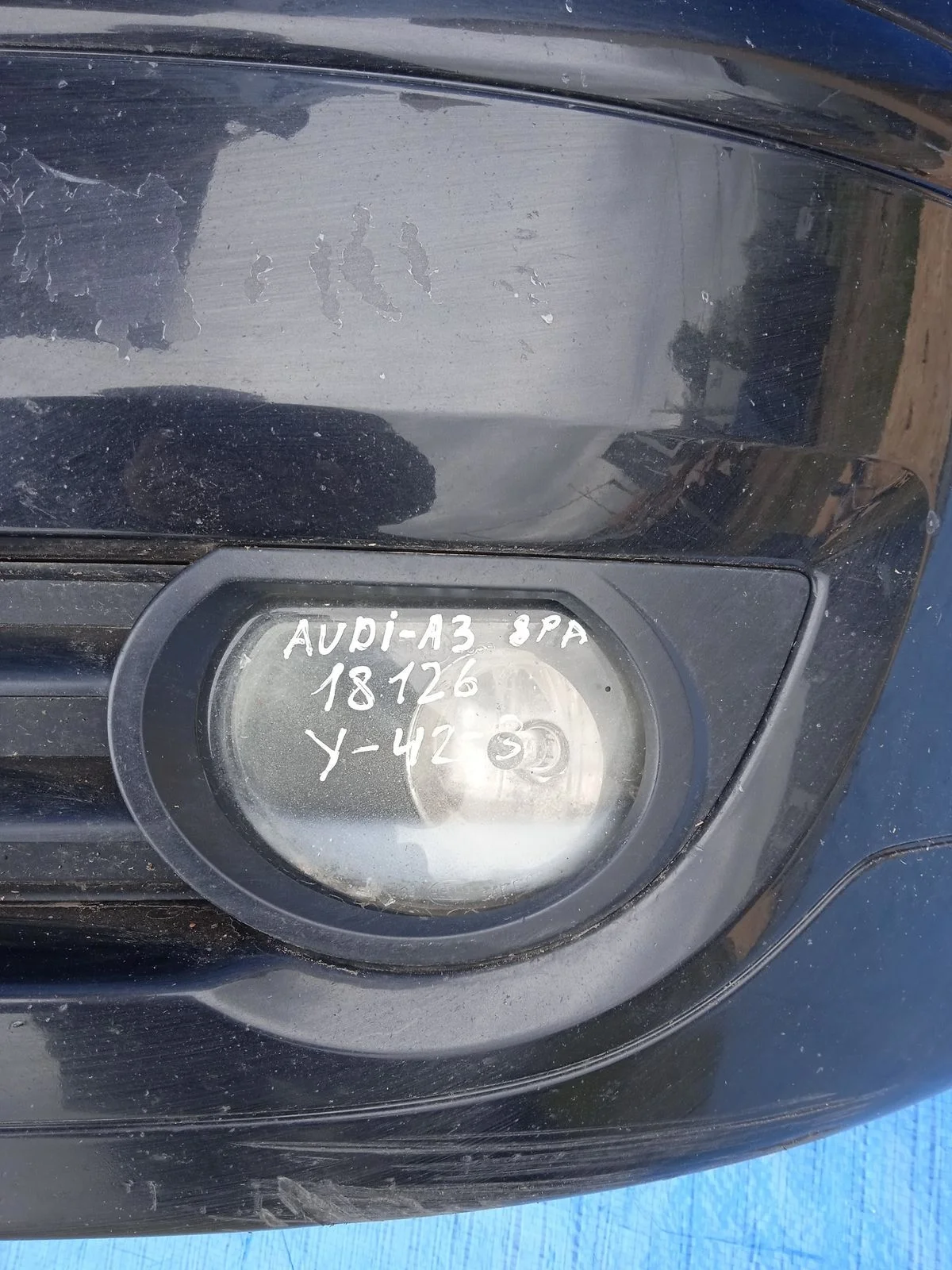 Фара противотуманная левая Audi A3 8P (2003—2005) 8PA 8P0941699A Лево Перед