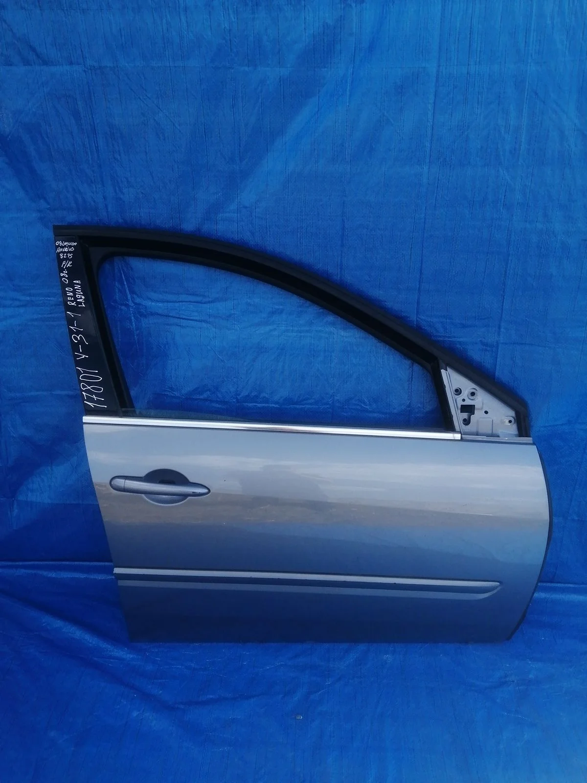 Дверь передняя правая Renault Laguna III (2007—2012) VF1BT1A0638888275 801000025R Право Перед K9K780