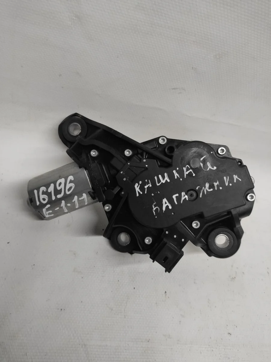 Мотор стеклоочистителя задний Nissan Qashqai I (2006—2010) J10 28710JD000  Зад