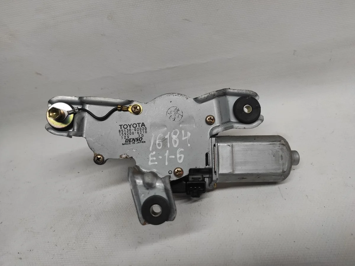 Мотор стеклоочистителя задний Toyota Corolla IX (2000—2004) ZZE120 ZZE122 ZZE121 CDE120 8513002020   3ZZFE 2ZZGE 4ZZFE  1CDFTV