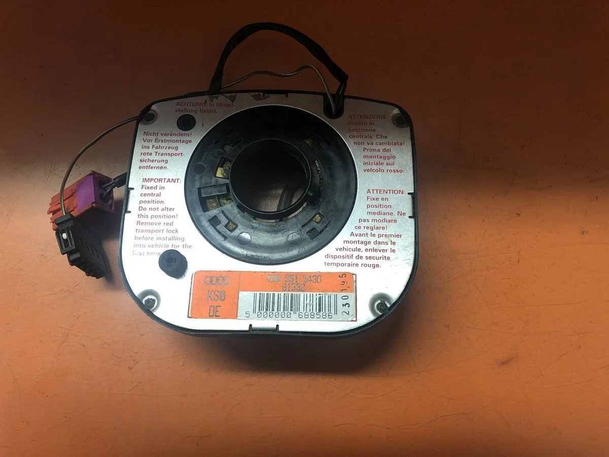 Кольцо (шлейф ) SRS Audi A6 C4 (1994—1997) 4A 4A2 4A5 45 4D0951543D