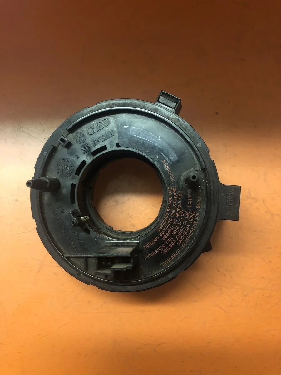 Кольцо (шлейф ) SRS Audi A6 C5 (1997—2001)