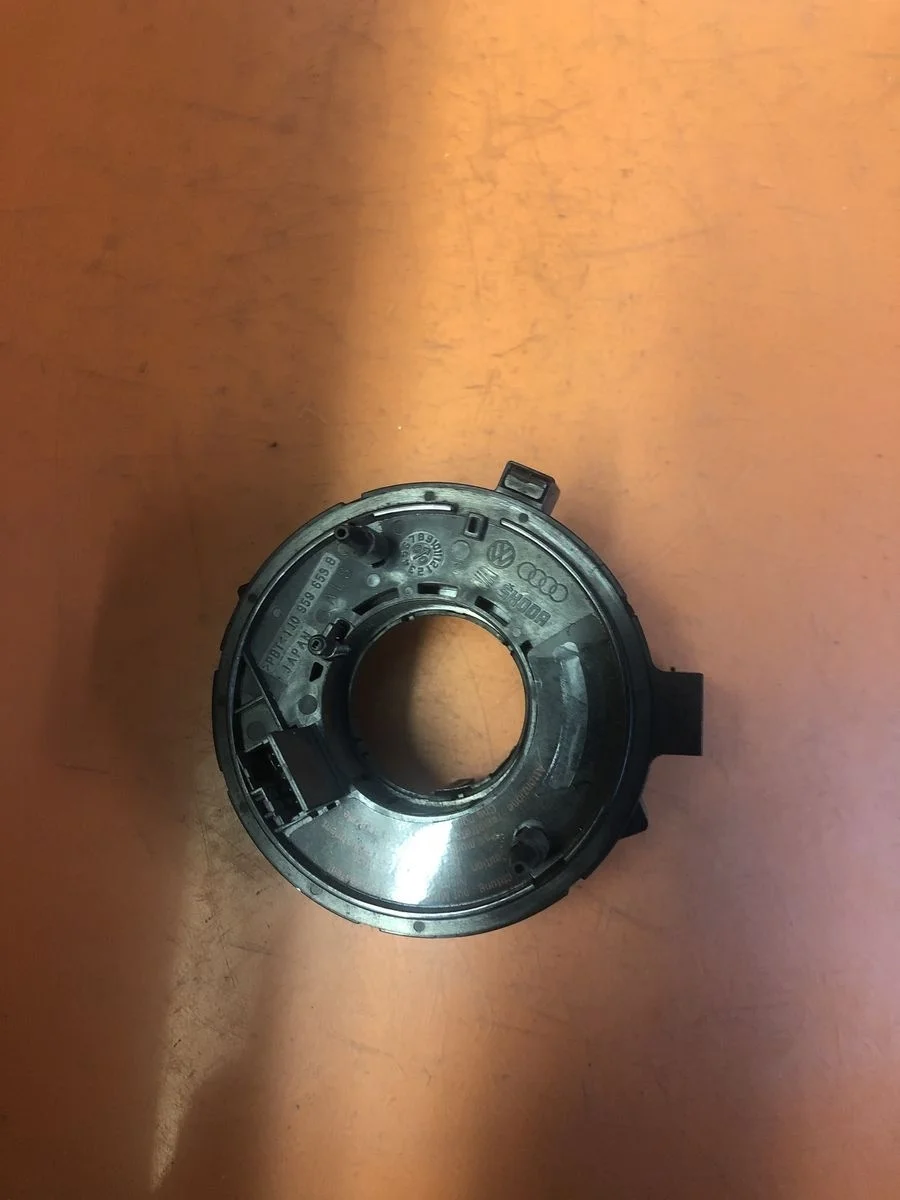 Кольцо (шлейф ) SRS Audi A6 C5 рестайлинг (2001—2004) 4B2 4B4 C5 1J0959653B