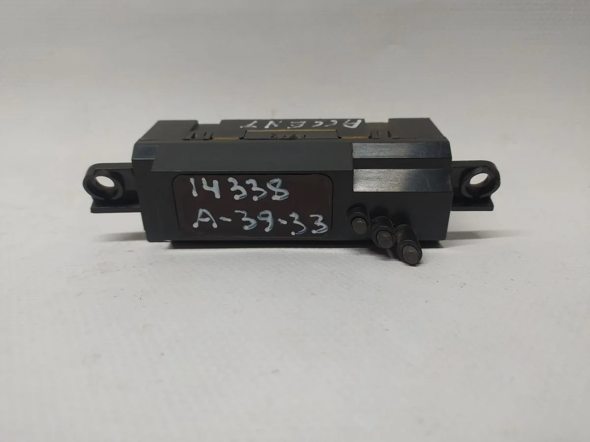 Консоль с часами Hyundai Accent II (1999—2012)